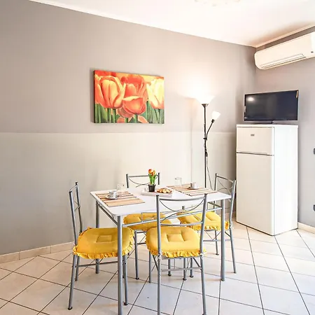 Apartment Garage - 250metri Dalle Spiagge - Patio Vista Mare Pietra Ligure