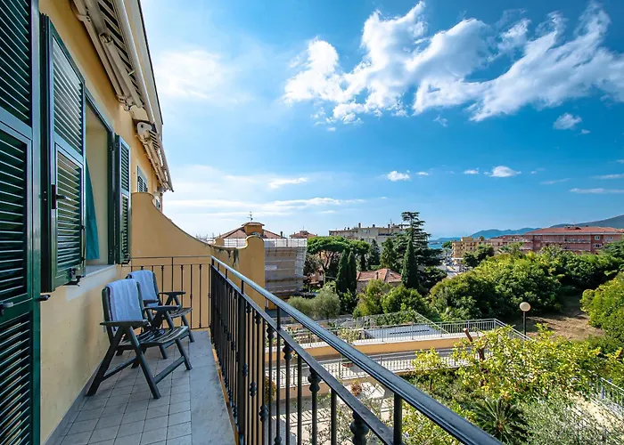 Appartement Garage - 250metri Dalle Spiagge - Patio Vista Mare Pietra Ligure